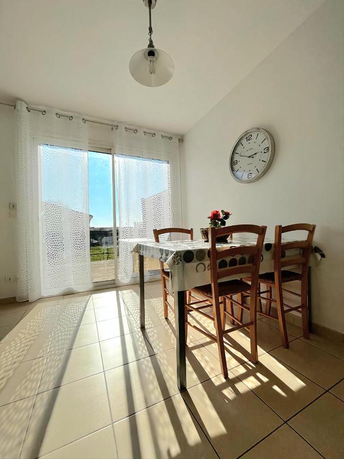Logement Thermale Et De Tourisme Les Acacias 2 Jonzac Exterior photo